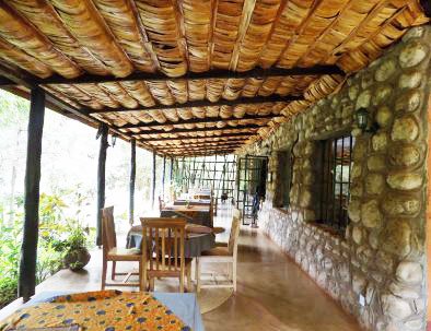 outside-restaurant